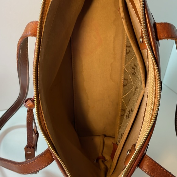 Vintage Dooney & Bourke Brown Leather & Tan Canvas Signature Logo Shoulder Bag - Picture 14 of 14